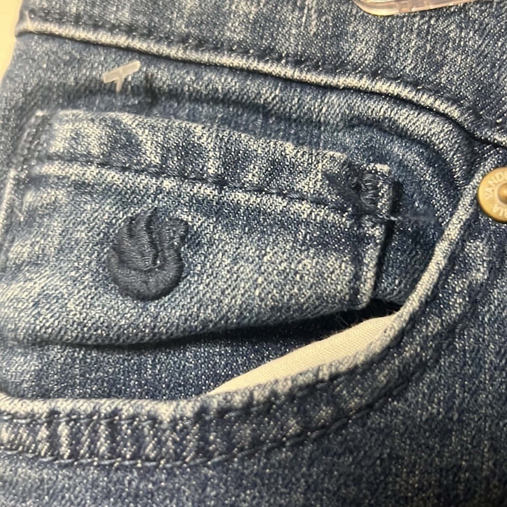 Women’s Gloria Vanderbilt Amanda 14 short tapered leg classic rise jeans nwt - Picture 5 of 6